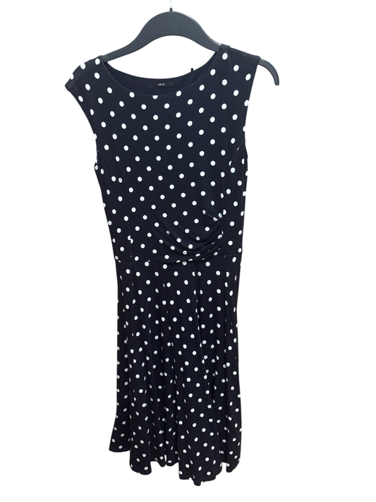Kleid Dunkelblau mit weißen Punkten 34 - Zero