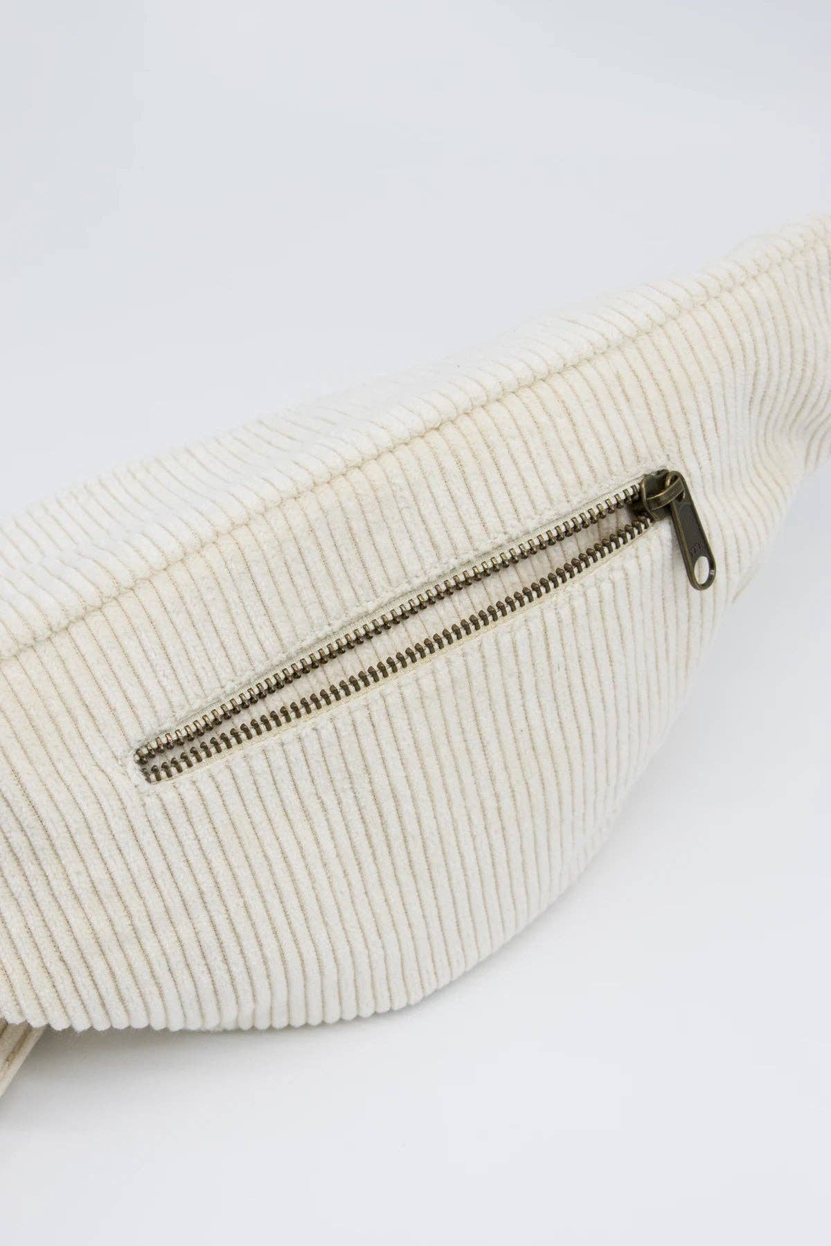 HIND BAG Bauchtasche Sasha Velours Beige