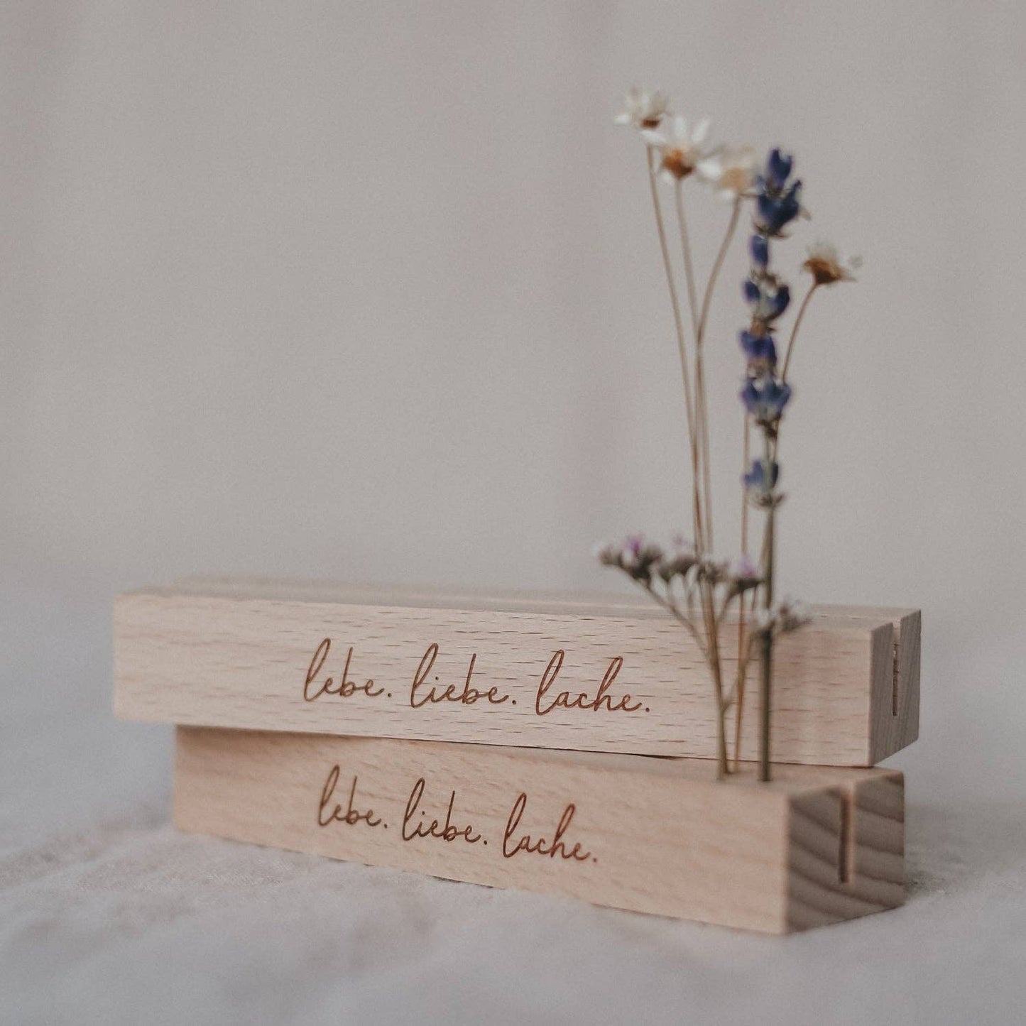 Karten-/Blumenhalter - Lebe Liebe Lache