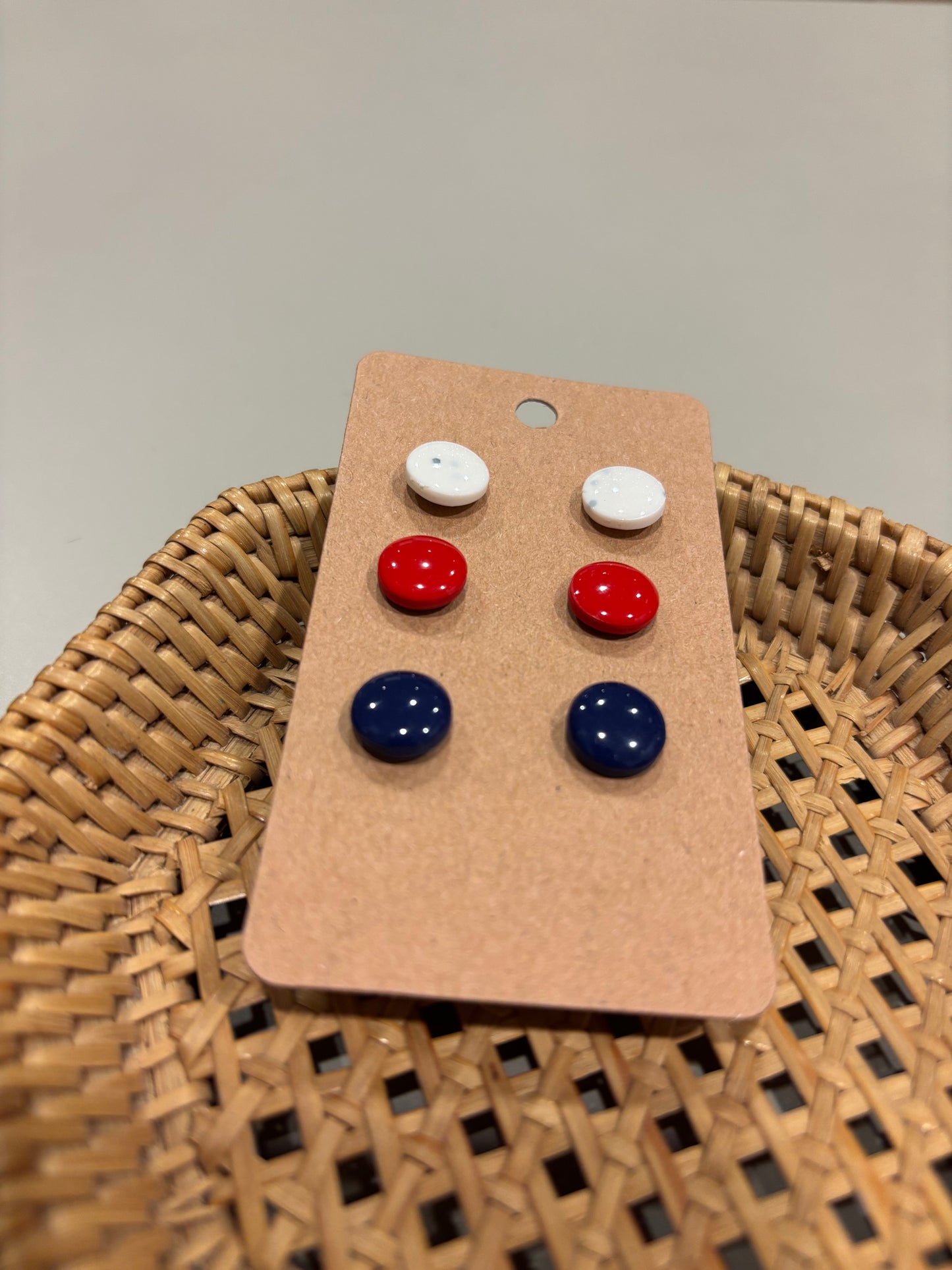 Ohrstecker Set gesteckt - Second Hand Boutique Edition
